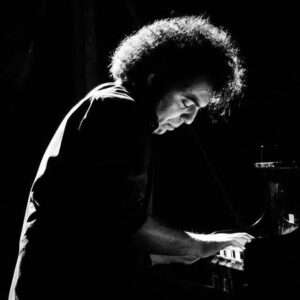 Musiker roberto esposito x – TCG-Ohof