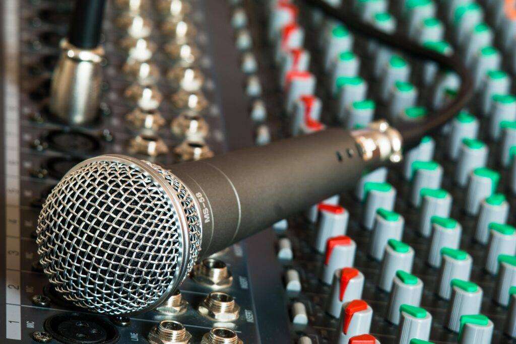 Microphone gb b f d x – TCG-Ohof